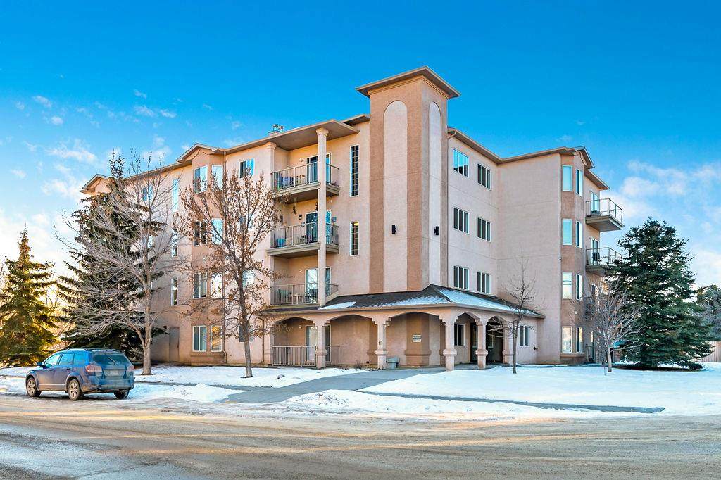 16 Poplar Avenue - Photo 1