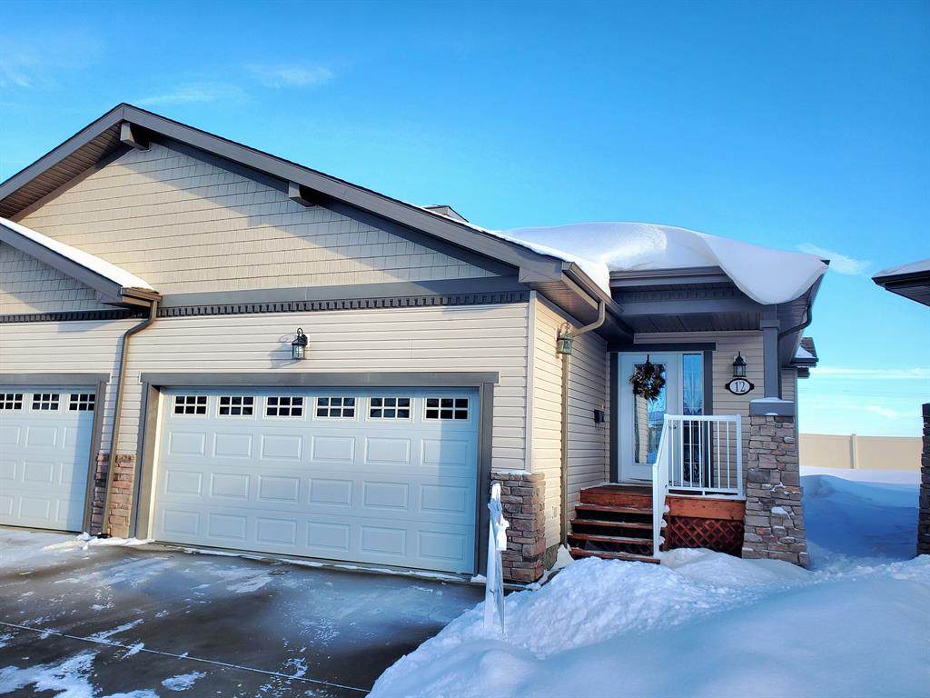 5021 34 Avenue - Photo 1