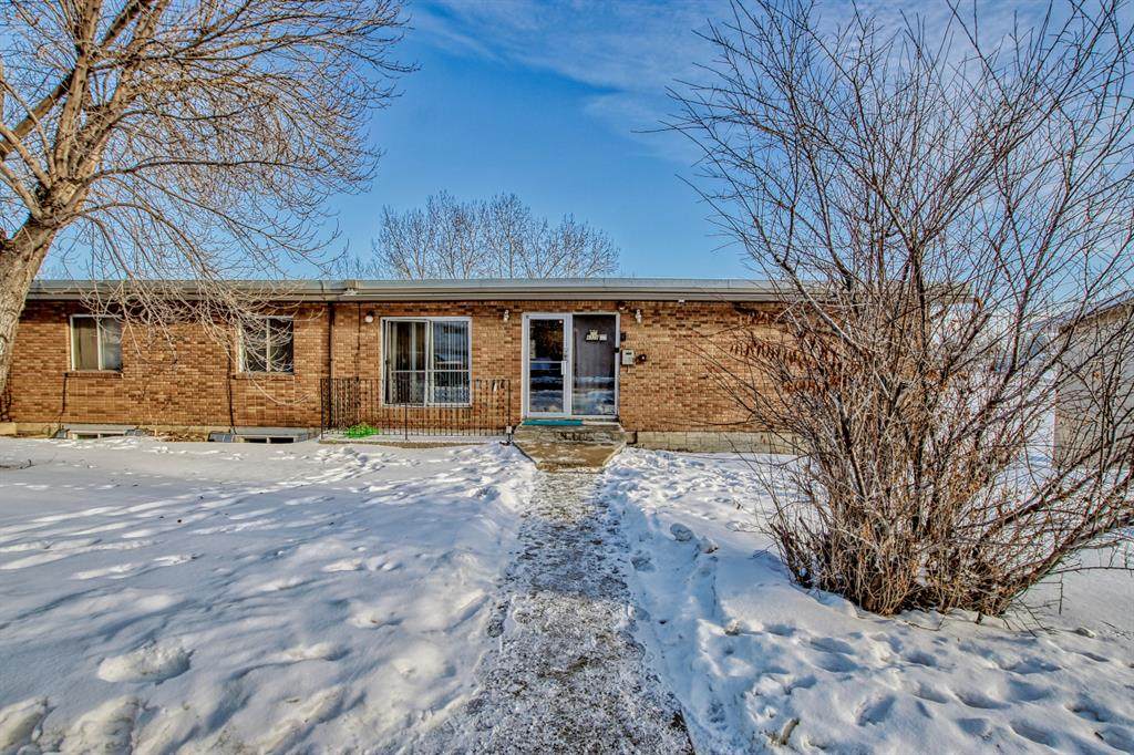 4328 4 Street - Photo 1