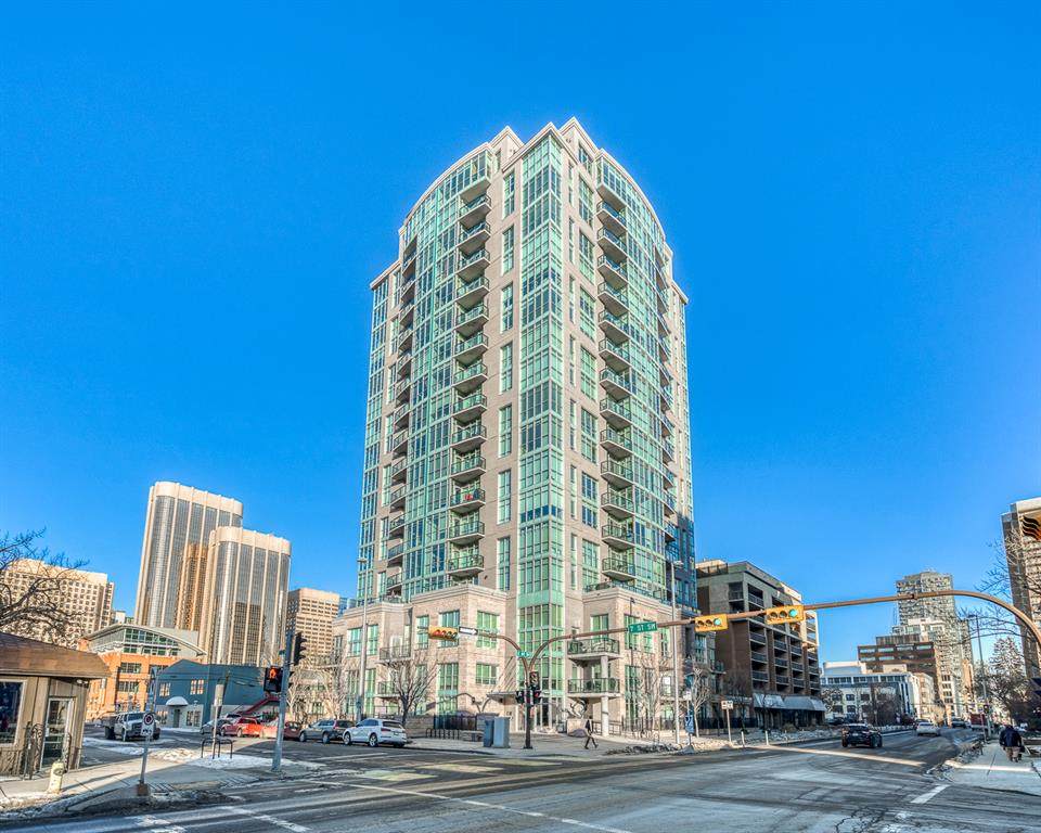 788 12 Avenue - Photo 1