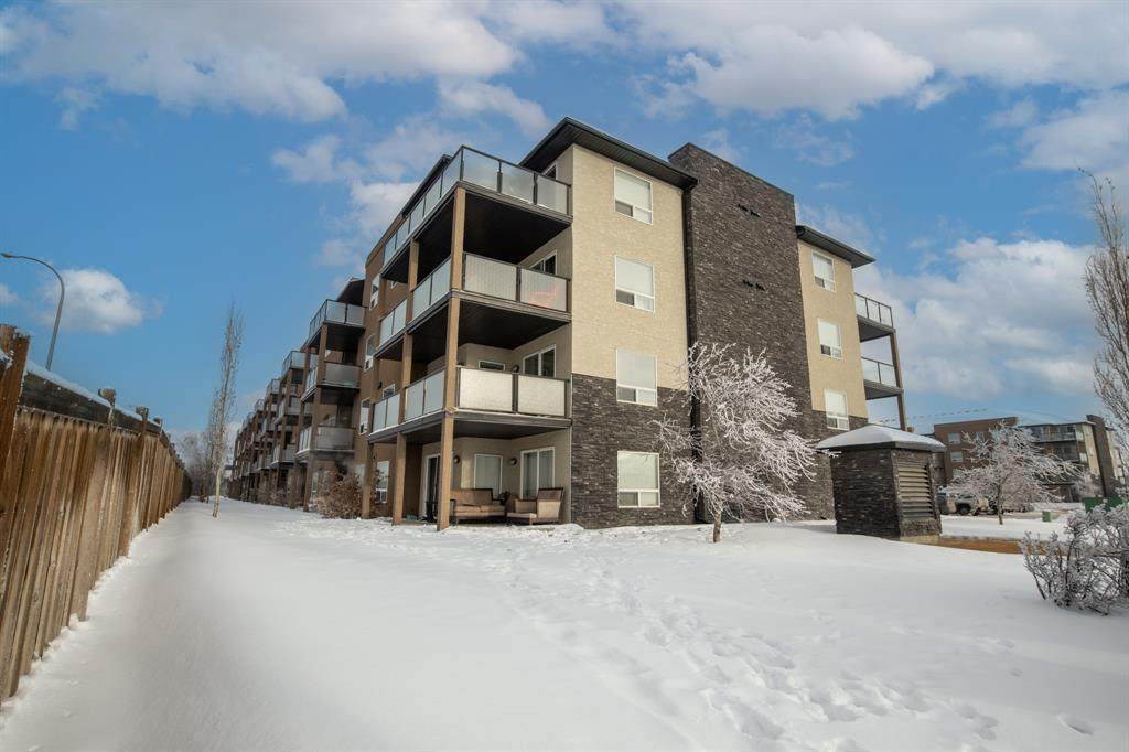 9120 96 Avenue - Photo 1