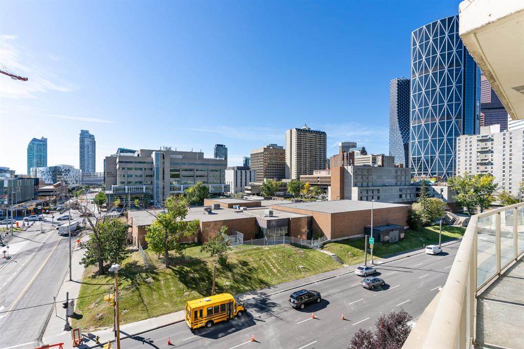325 3 Street - Photo 1