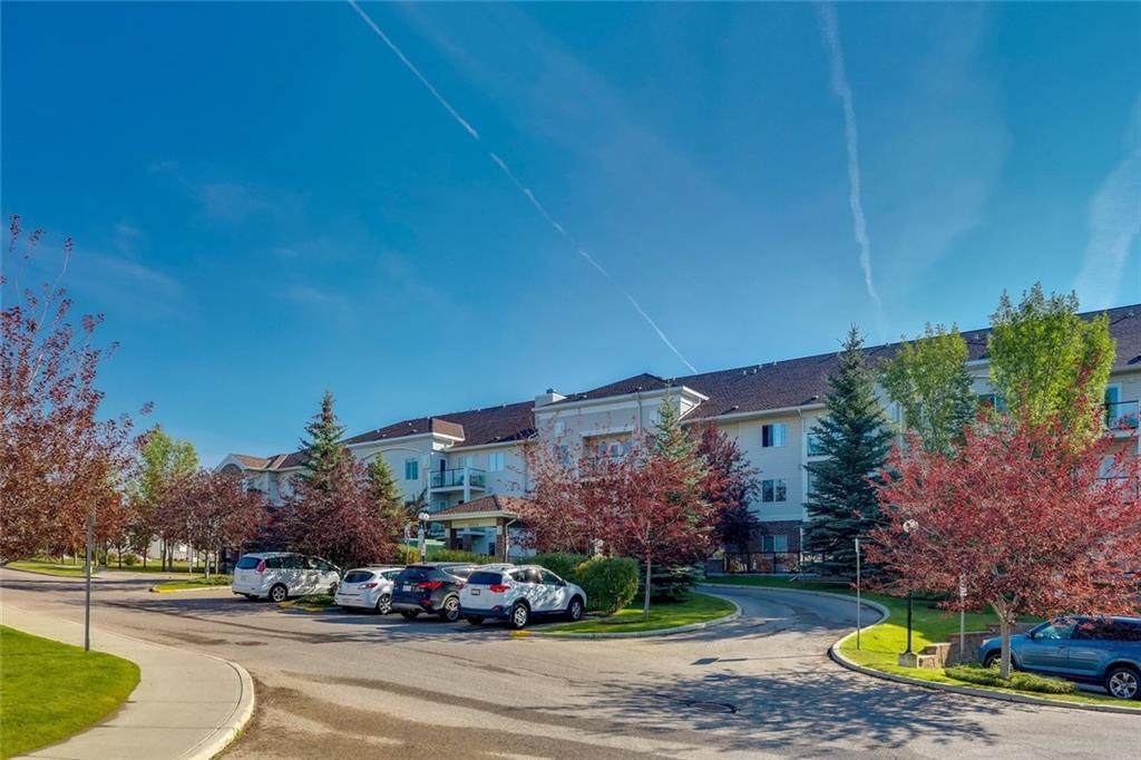 928 Arbour Lake Road - Photo 1