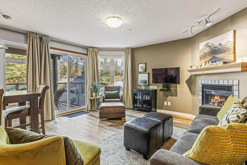 160 Kananaskis Way - Photo 1