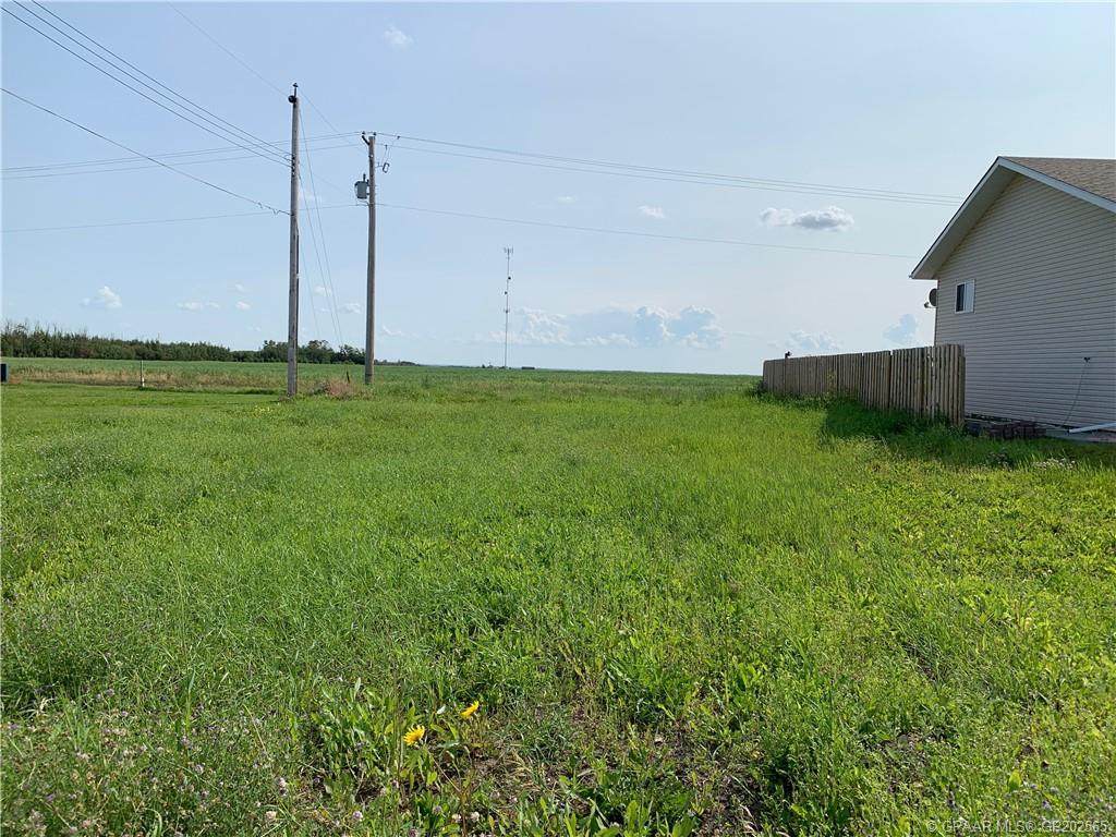 5213 42 Avenue - Photo 1