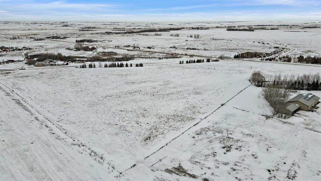 4;25;24;26 NE 244 Range Road 251 - Photo 1