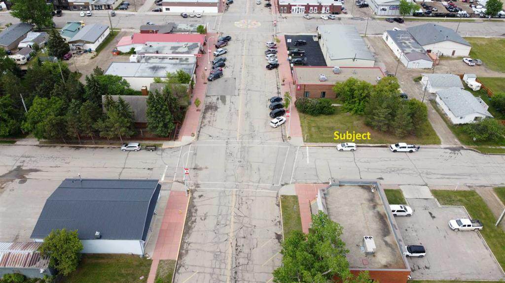214 10th Street - Photo 1