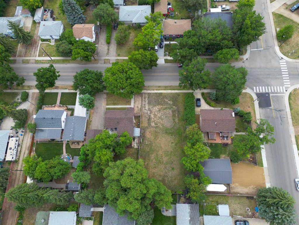 3512 43 Avenue - Photo 1