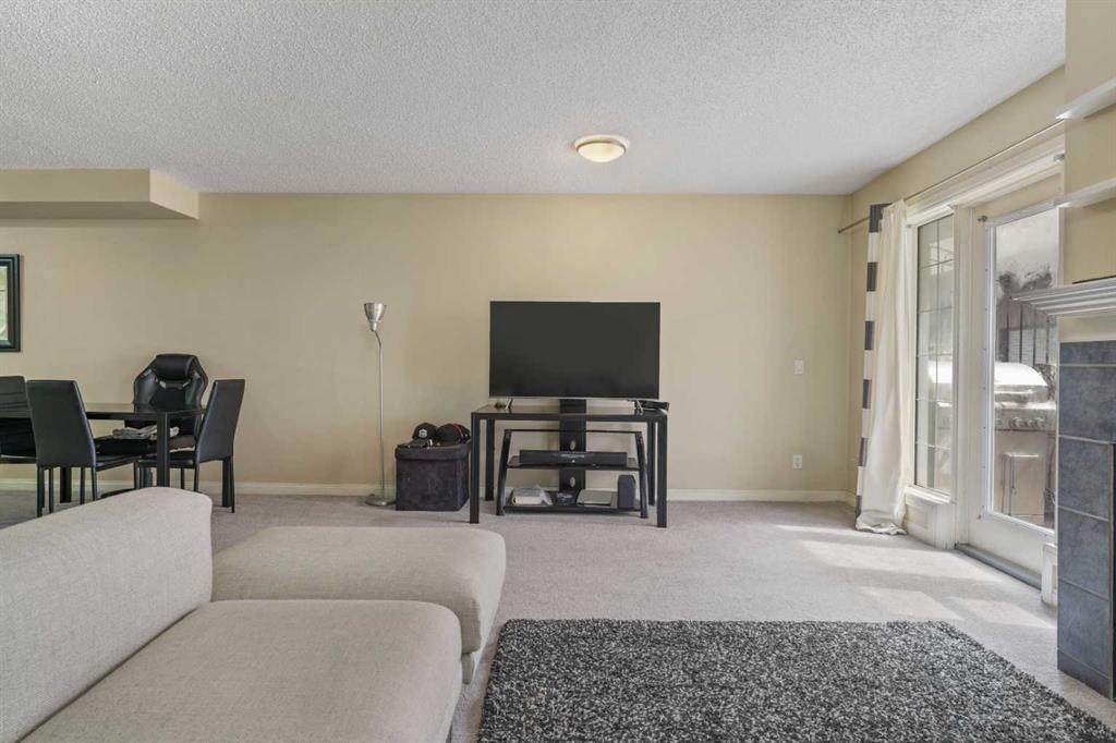 https://bt-photos.global.ssl.fastly.net/calgary/orig_boomver_1_A2164784-2.jpg