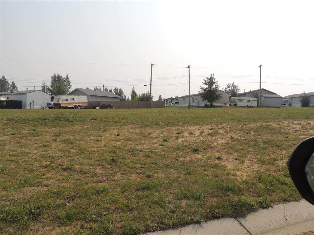 407 6th Street - Photo 1