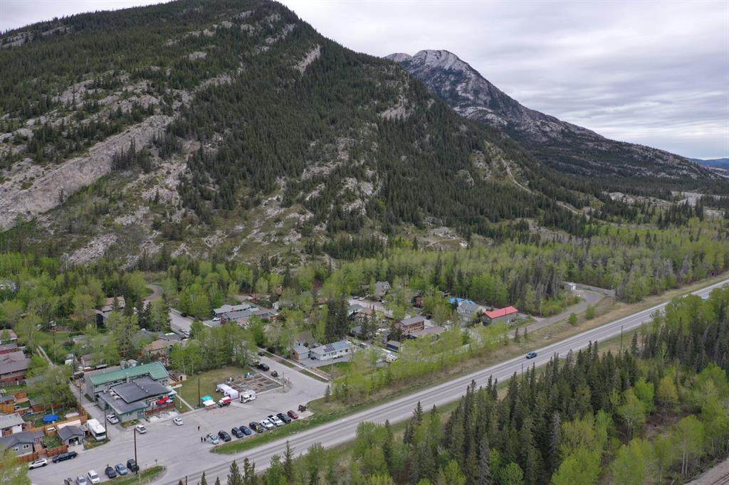 20 Exshaw Mountain Gateway - Photo 1
