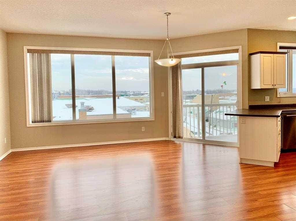 https://bt-photos.global.ssl.fastly.net/calgary/orig_boomver_1_A2209286-2.jpg