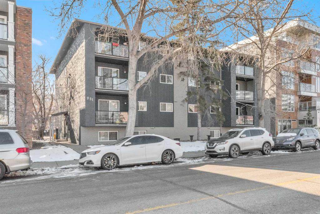 931 2 Avenue - Photo 1