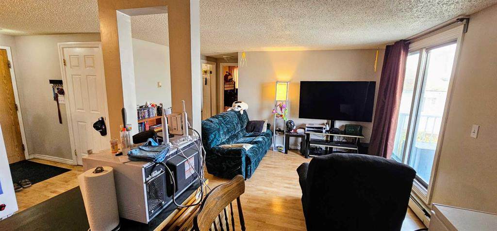 https://bt-photos.global.ssl.fastly.net/calgary/orig_boomver_1_A2210903-2.jpg