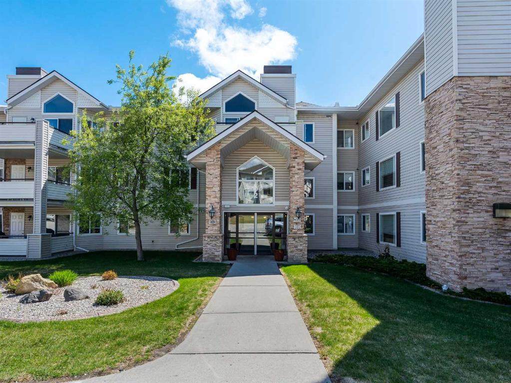 7451 Springbank Boulevard - Photo 1
