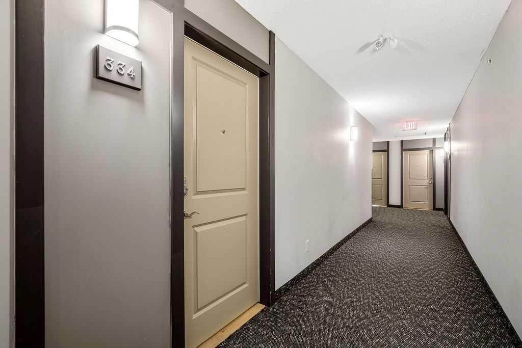 https://bt-photos.global.ssl.fastly.net/calgary/orig_boomver_1_A2211009-2.jpg