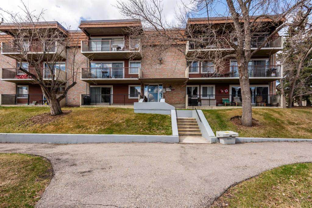 231 Heritage Drive - Photo 1