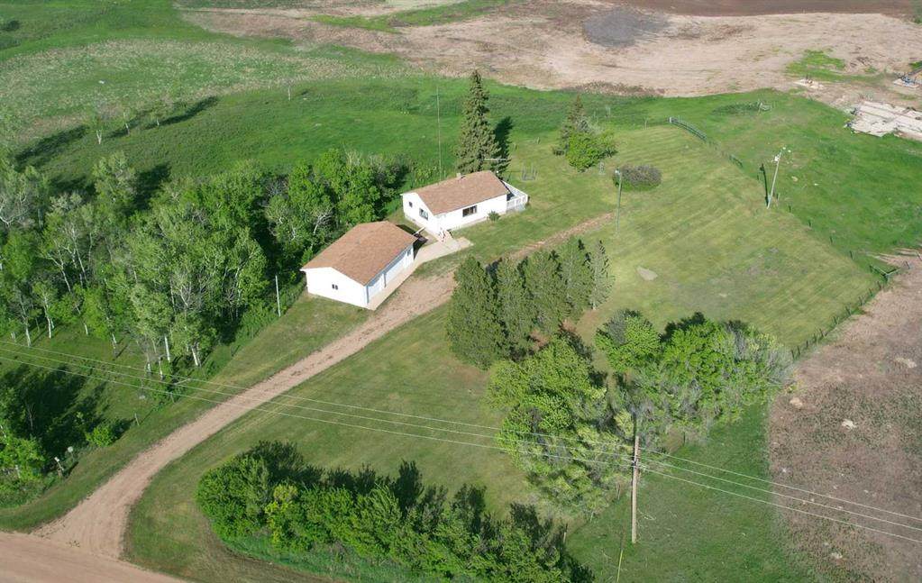 39061 Range Road 220 - Photo 1