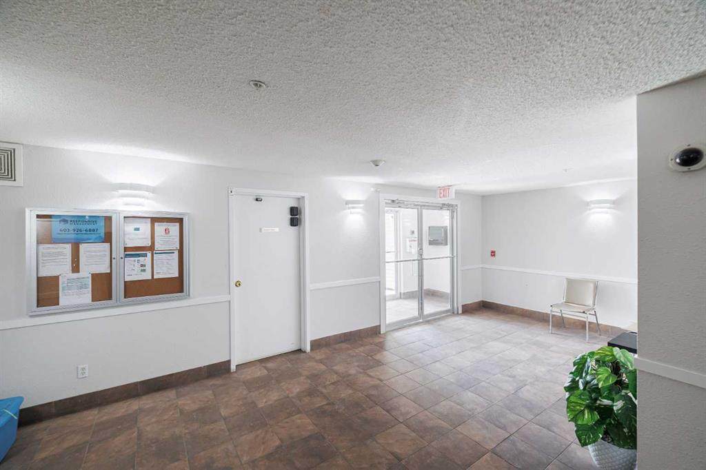 https://bt-photos.global.ssl.fastly.net/calgary/orig_boomver_1_A2214126-2.jpg
