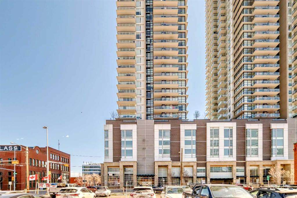 1122 3 Street - Photo 1