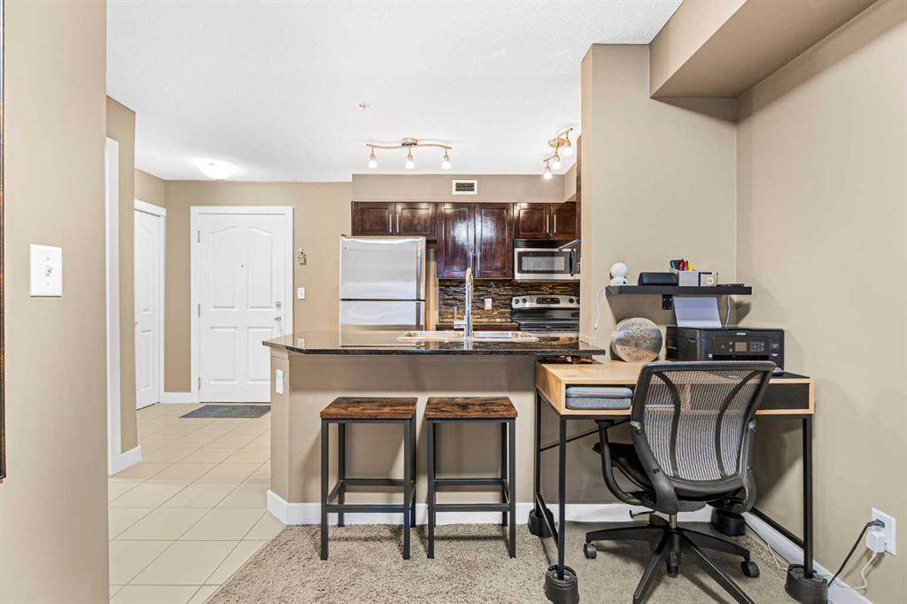 7130 80 Avenue - Photo 1