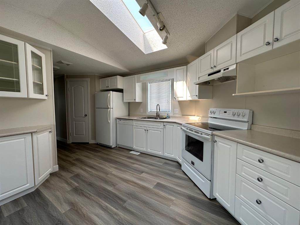 https://bt-photos.global.ssl.fastly.net/calgary/orig_boomver_1_A2217208-2.jpg