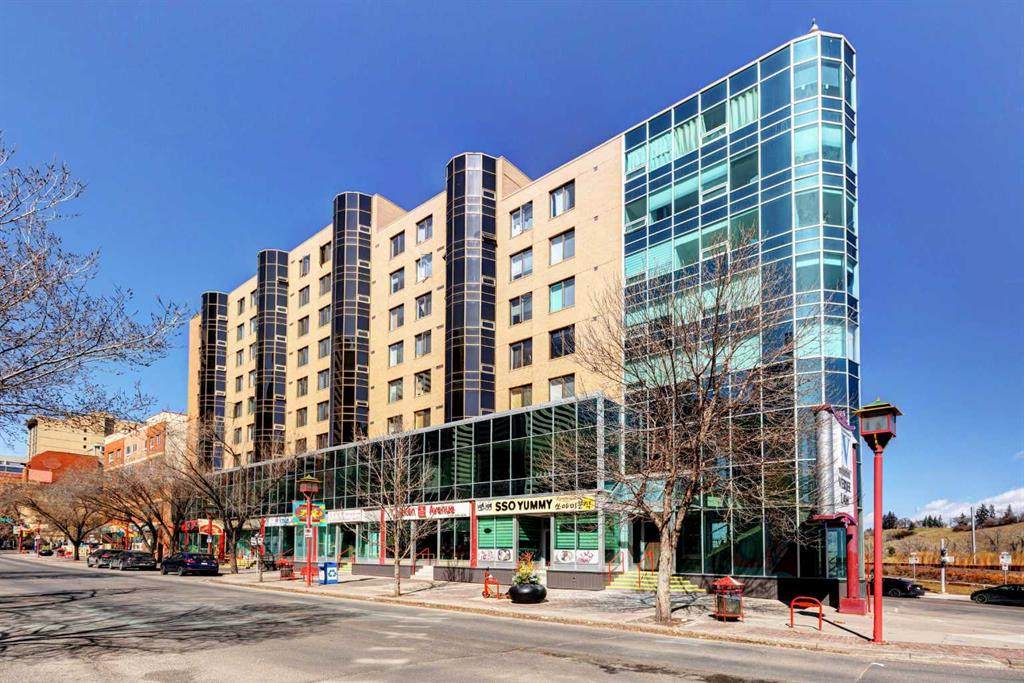 128 2 Avenue - Photo 1