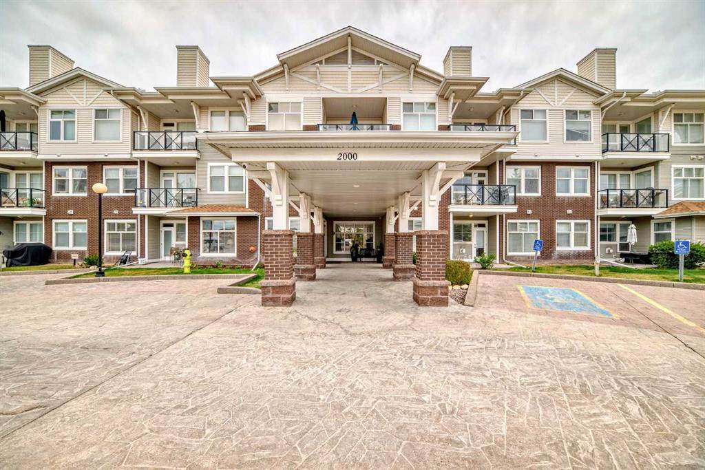 1010 Arbour Lake Road - Photo 1