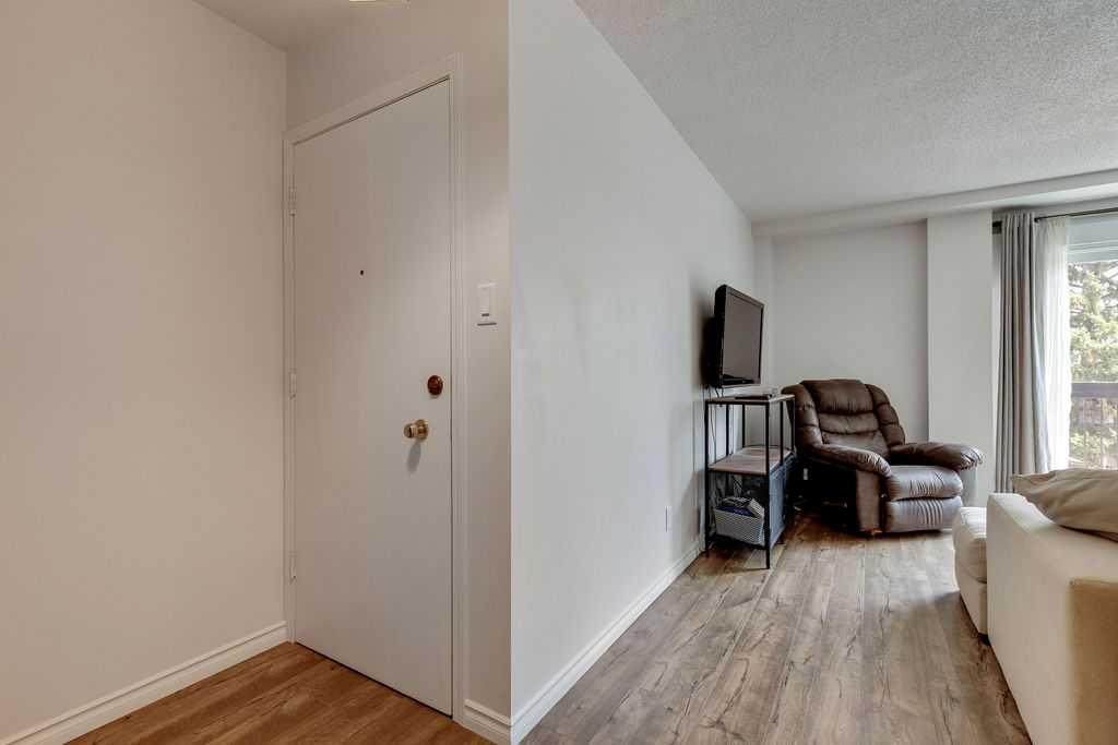 https://bt-photos.global.ssl.fastly.net/calgary/orig_boomver_1_A2218314-2.jpg