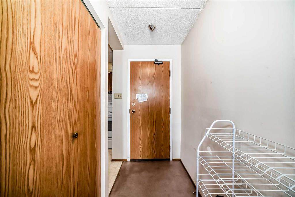 https://bt-photos.global.ssl.fastly.net/calgary/orig_boomver_1_A2218590-2.jpg