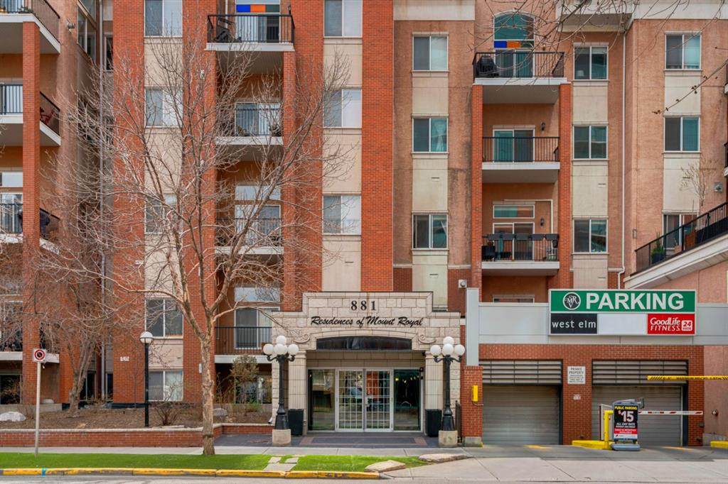 881 15 Avenue - Photo 1