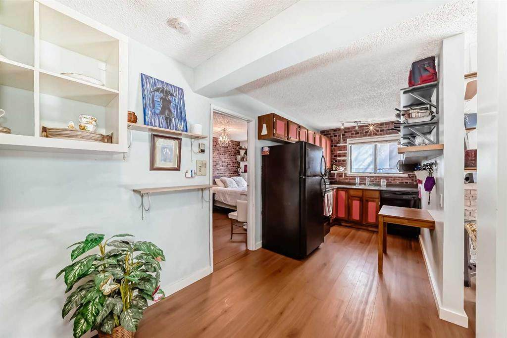 https://bt-photos.global.ssl.fastly.net/calgary/orig_boomver_1_A2219068-2.jpg