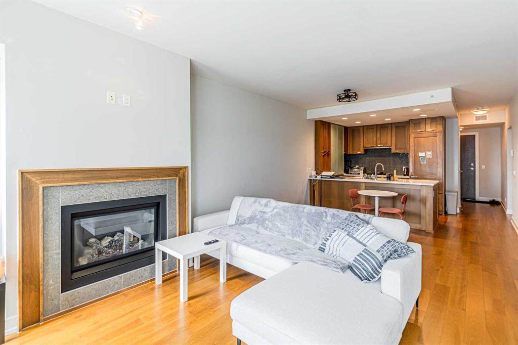 222 Riverfront Avenue - Photo 1