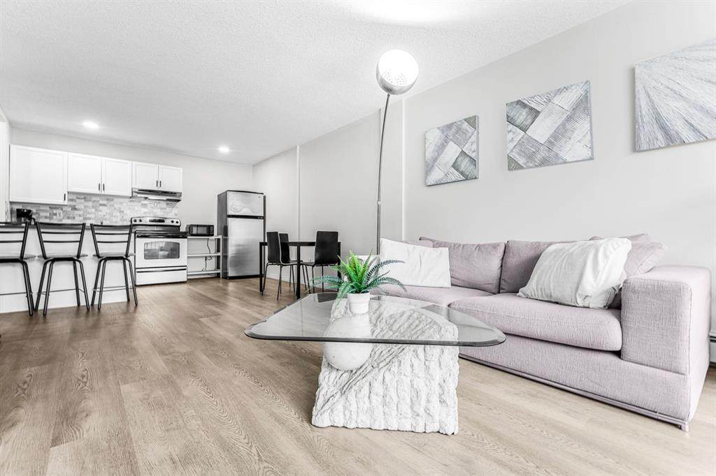 1236 15 Avenue - Photo 1