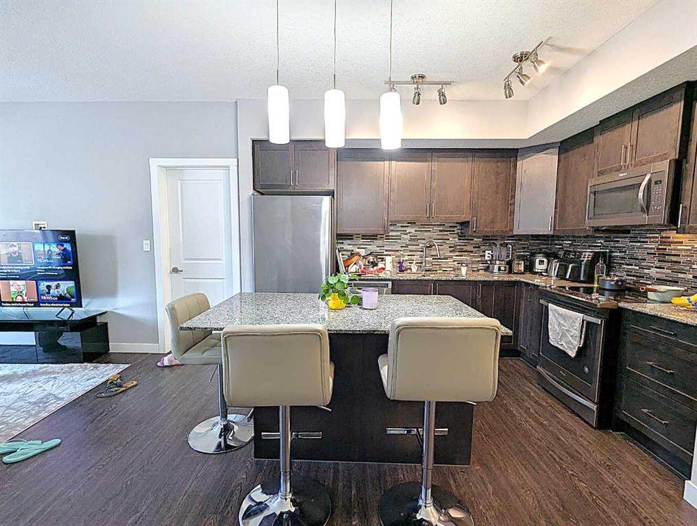 https://bt-photos.global.ssl.fastly.net/calgary/orig_boomver_1_A2219687-2.jpg