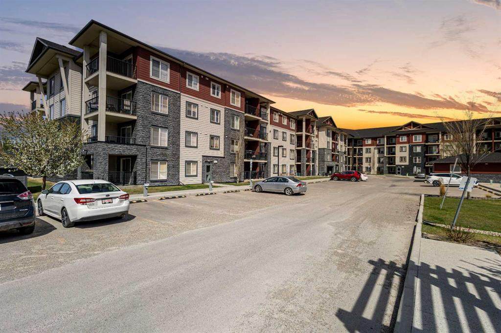 81 Legacy Boulevard - Photo 1