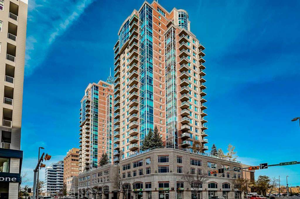 910 5 Avenue - Photo 1
