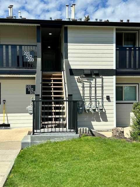 54 Bell Street - Photo 1