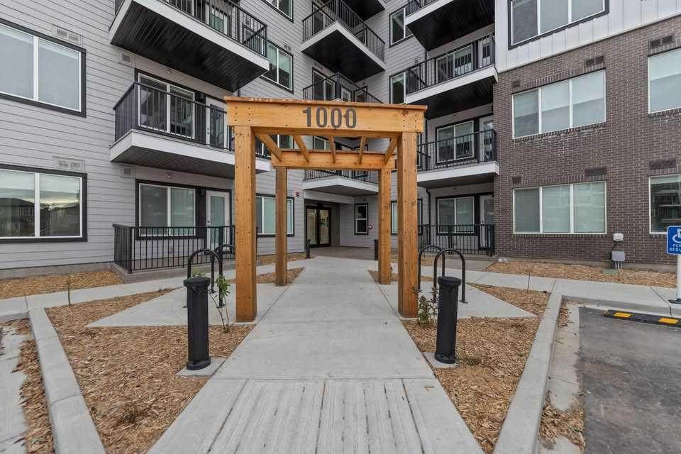 395 Skyview Parkway - Photo 1