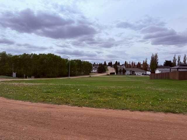 4404 51 Avenue - Photo 1