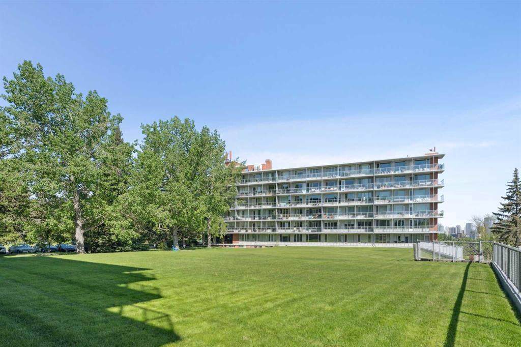 https://bt-photos.global.ssl.fastly.net/calgary/orig_boomver_1_A2222498-2.jpg