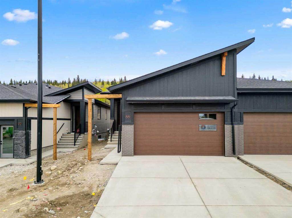 297 Riviera Way - Photo 1