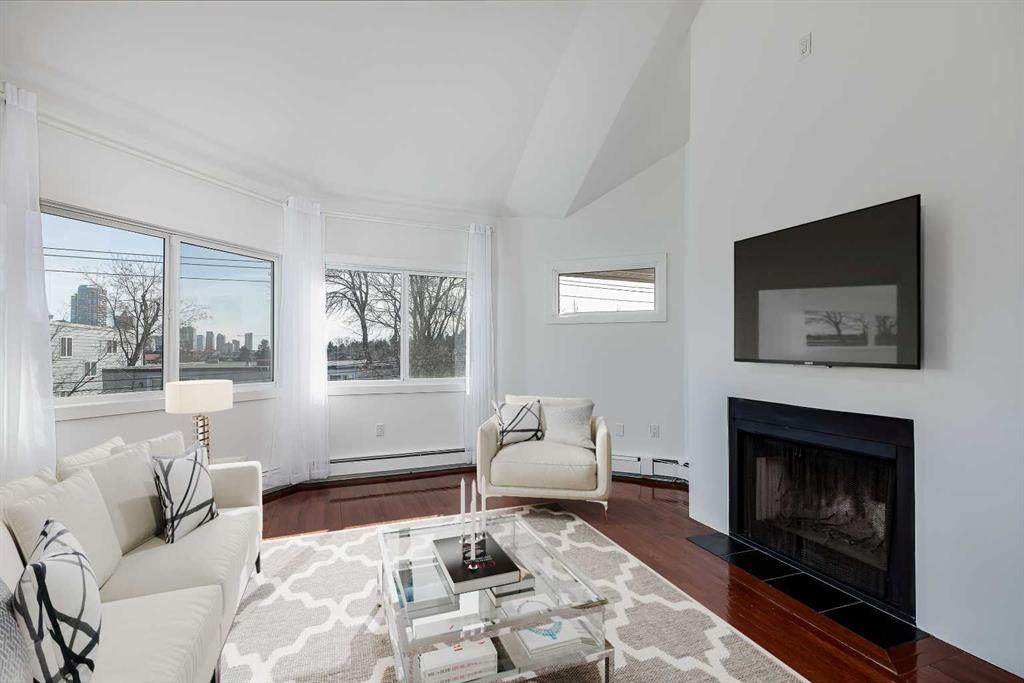 2214 14A Street - Photo 1