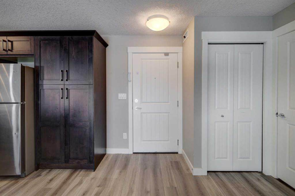 https://bt-photos.global.ssl.fastly.net/calgary/orig_boomver_1_A2224082-2.jpg