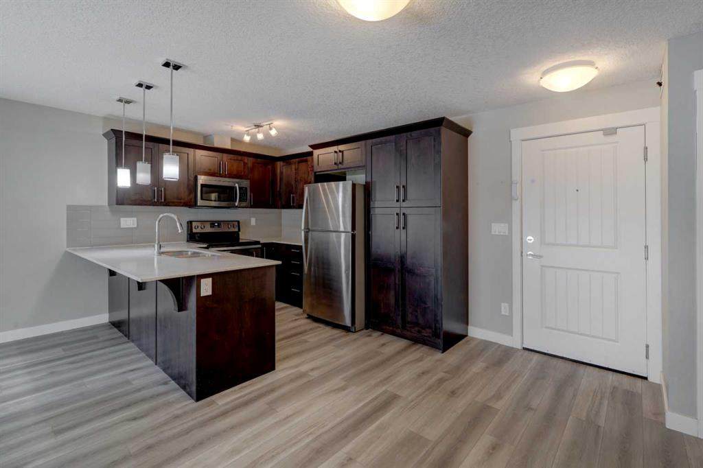 https://bt-photos.global.ssl.fastly.net/calgary/orig_boomver_1_A2224082-2.jpg