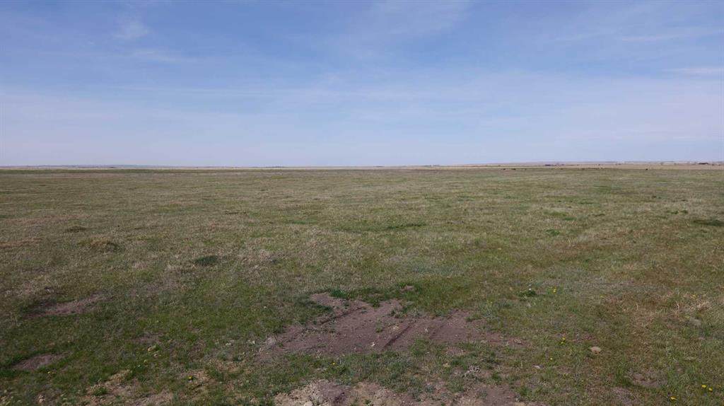  Vulcan County - Photo 1