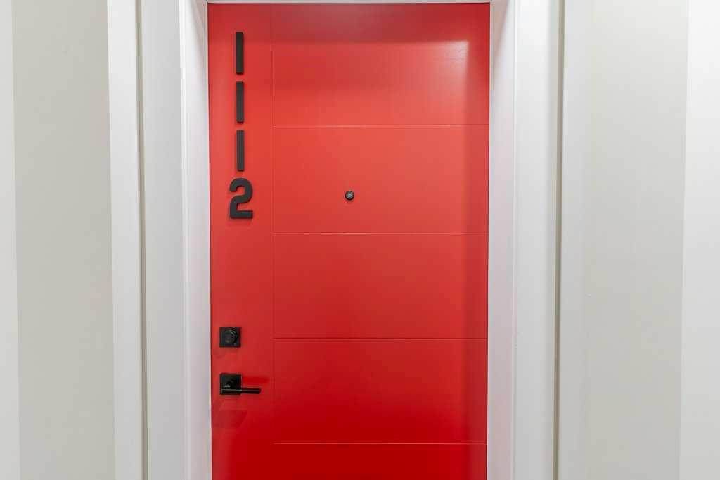 https://bt-photos.global.ssl.fastly.net/calgary/orig_boomver_1_A2224871-2.jpg