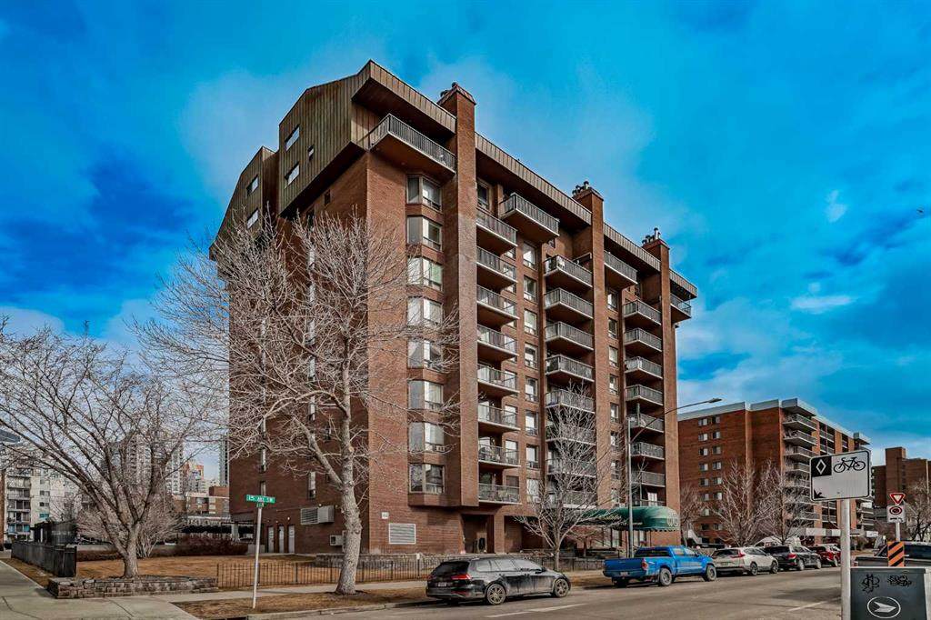 1140 15 Avenue - Photo 1