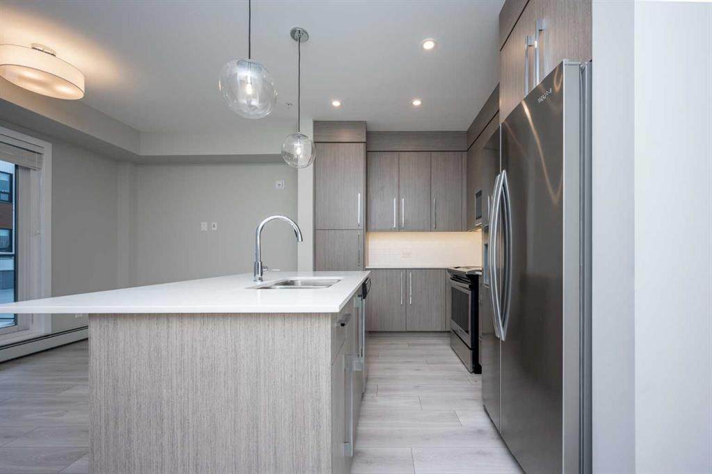 https://bt-photos.global.ssl.fastly.net/calgary/orig_boomver_1_A2227083-2.jpg
