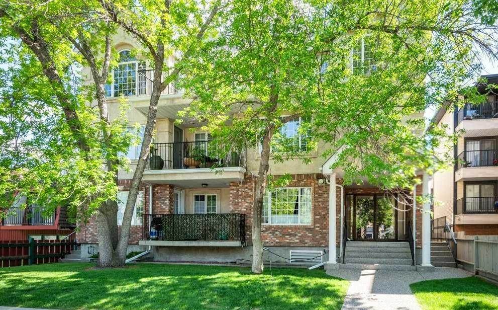 705 56 Avenue - Photo 1